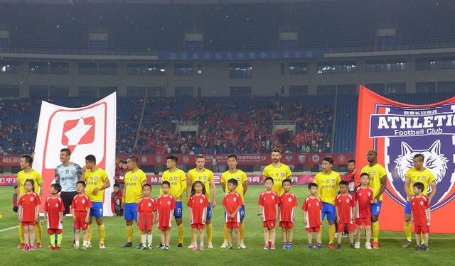  雷恩中场核心缺阵导致球队进攻组织混乱