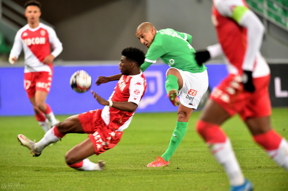  法甲争冠进入白热化，榜首三强仅差两分悬念丛生